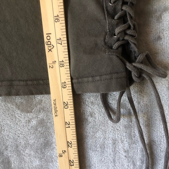 Forever 21 Women T-Shirt Size 0X “wild and free” Side Drawstrings Distressed - Picture 15 of 16